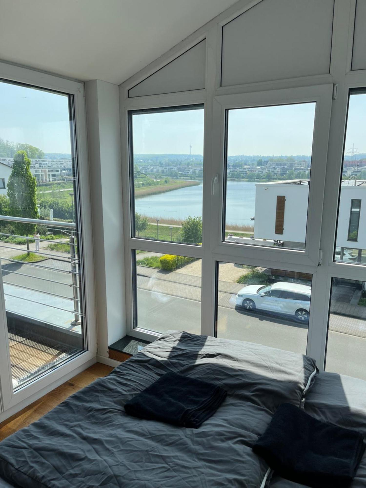 Haus Mit Panoramablick Auf Den Phoenixsee Dortmund Exteriér fotografie